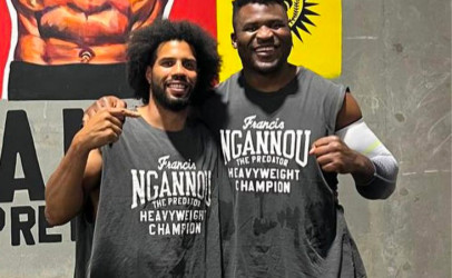 Coach de Boxe John Mbumba et Francis Ngannou